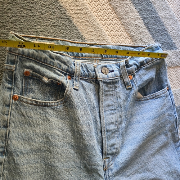 Levi’s Ribcage Crop Boot jeans 28 Light Blue Buttonfly Spring 90s Summer EUC - Picture 13 of 16